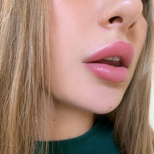 Sadzijis Tint Pink rezultāts – dabīgi rozā lūpas
