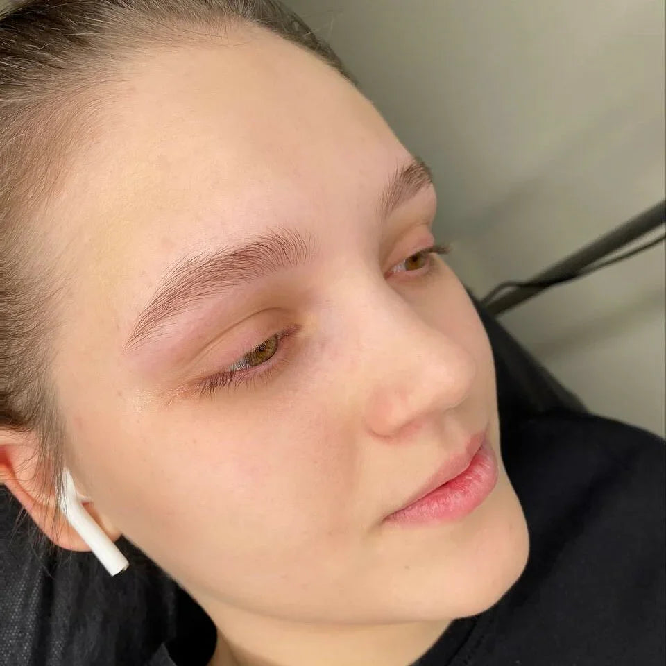 Healed result of Tint Light Orhide – glossy pink tint