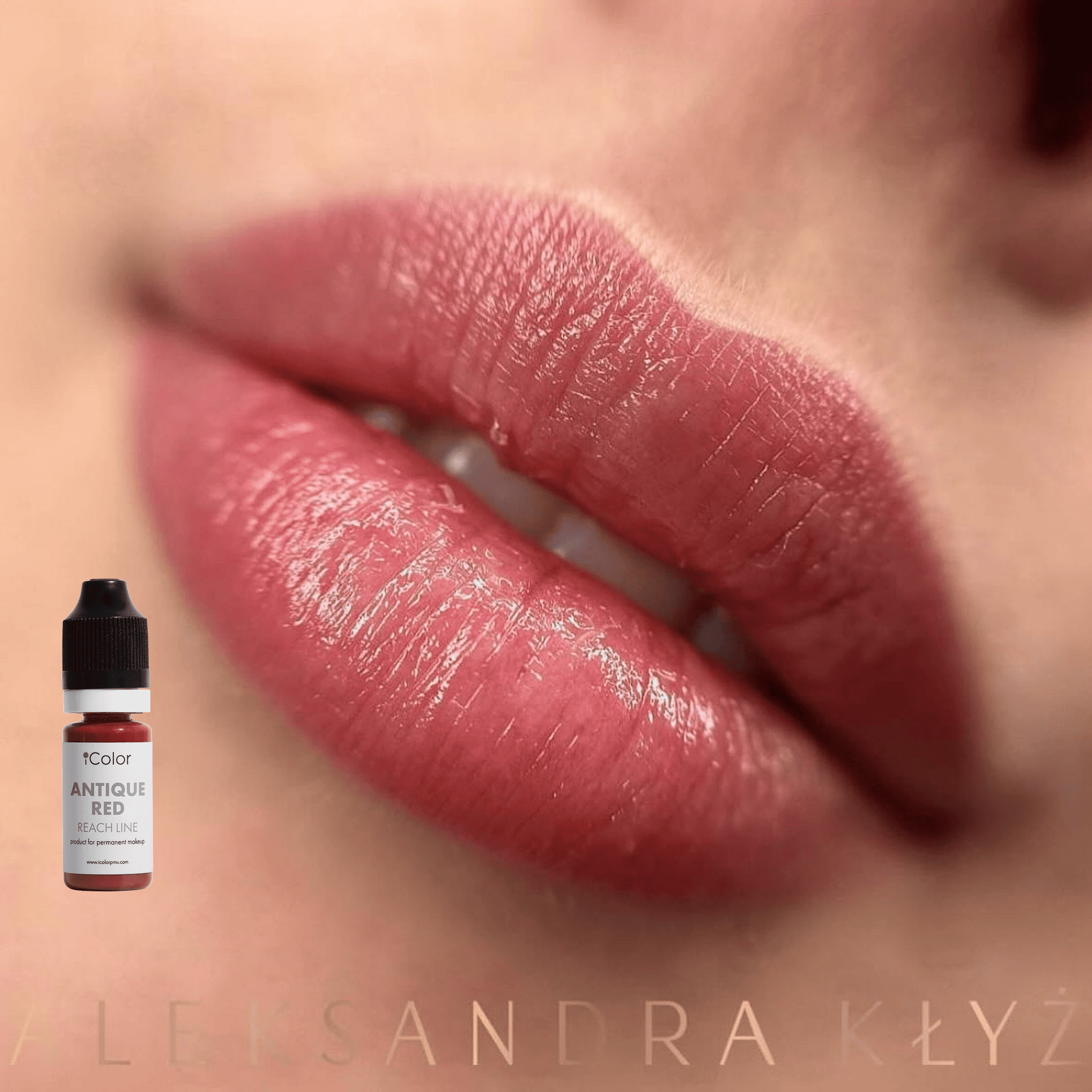 Healed result of Antique Red lip pigment – natural terracotta on lips
