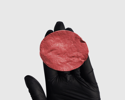 Valkiria swatch on cotton pad – warm red-brown